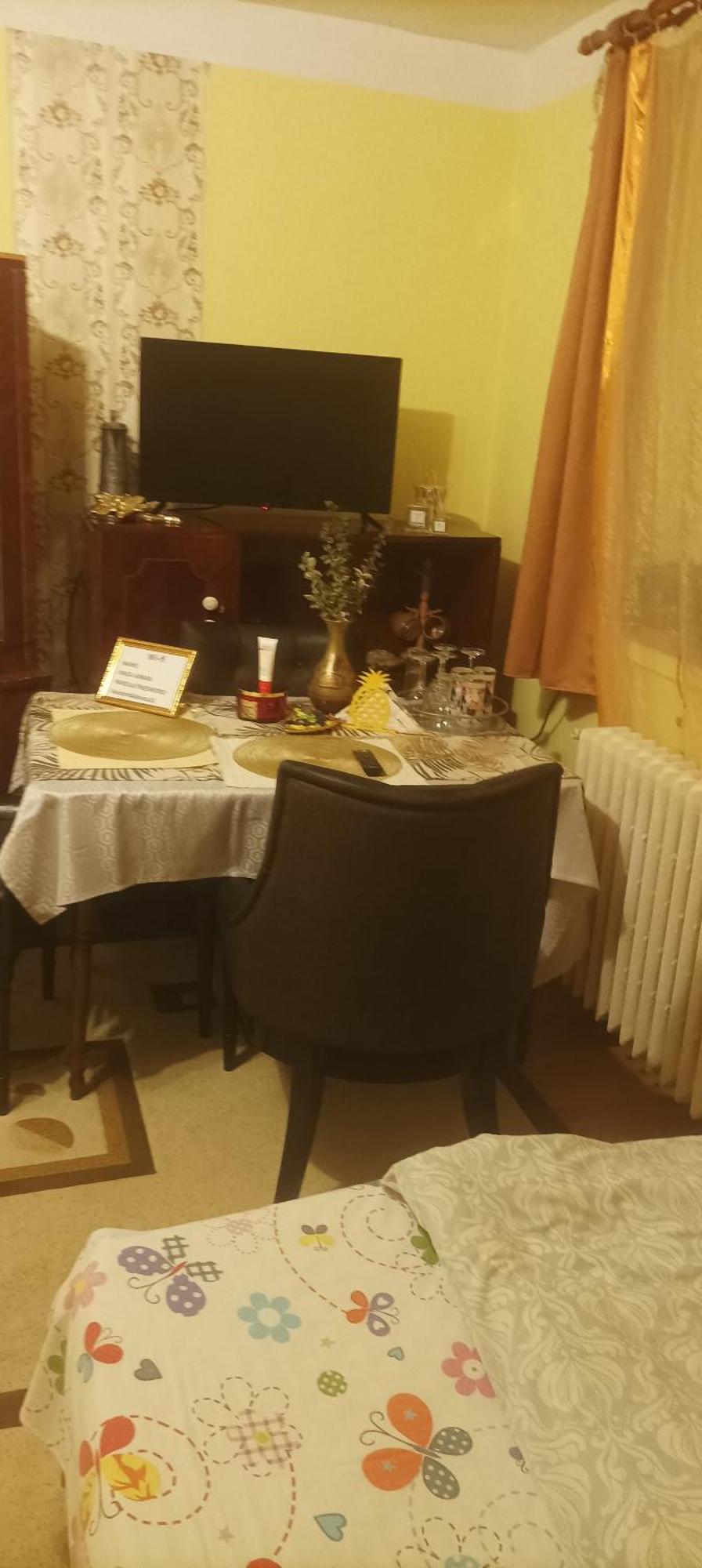 Apartament Cu Doua Camere Si Gradina Cluj-Napoca Exterior foto